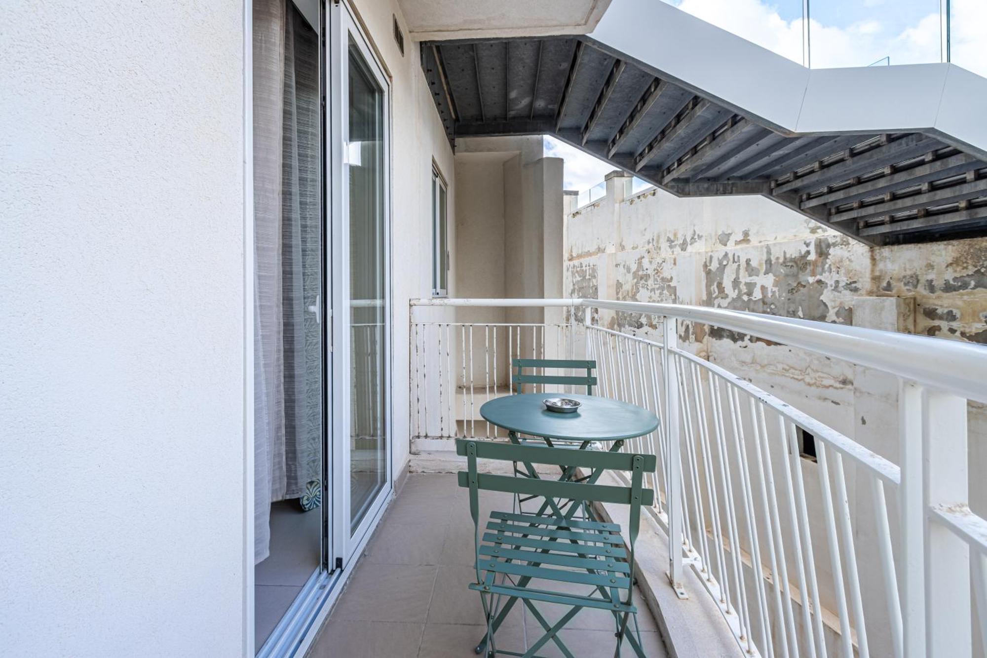 St Julians - Balluta 2 Bedroom Apartment Saint Julian's Εξωτερικό φωτογραφία