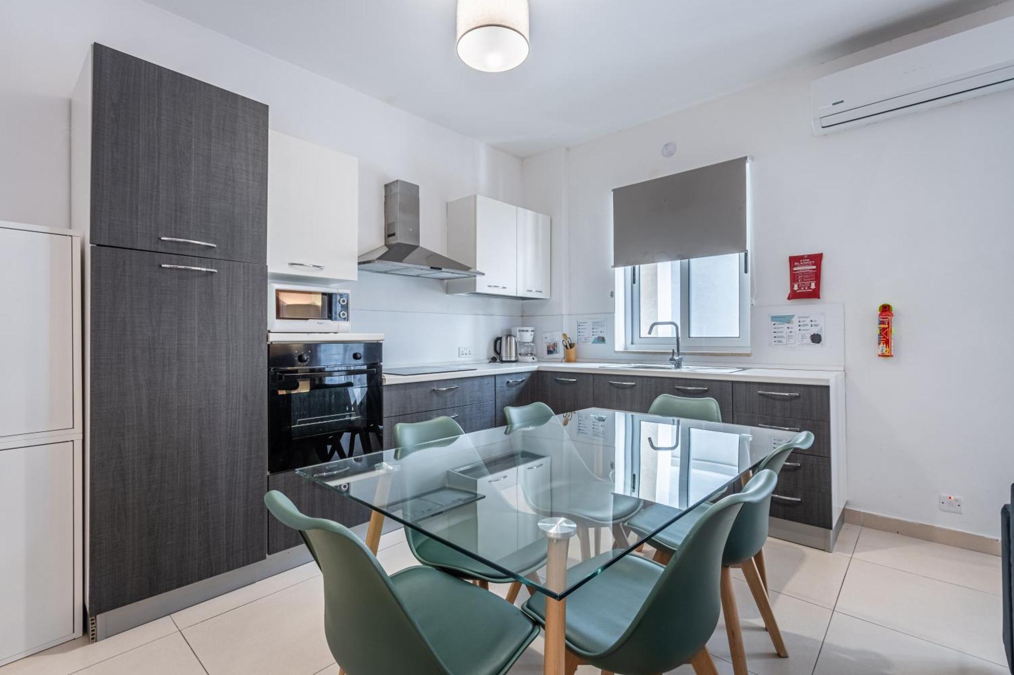 St Julians - Balluta 2 Bedroom Apartment Saint Julian's Εξωτερικό φωτογραφία